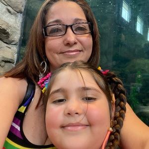 Meet your Posher, Kenia